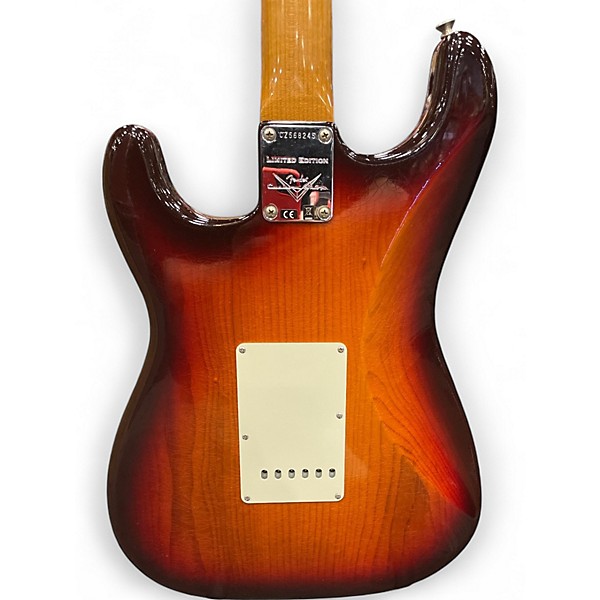 Used 2023 Fender 1960 LTD ED ROASTED PINE  STRATOCASTER 3 Color Sunburst Solid Body Electric Guitar
