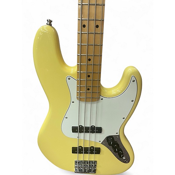 Used Fender Player Jazz Bass Buttercream Electric Bass Guitar