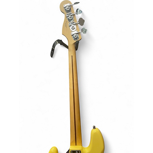 Used Fender Player Jazz Bass Buttercream Electric Bass Guitar