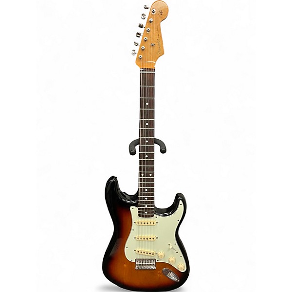 Used Fender Artist Series Robert Cray Stratocaster 2 Tone Sunburst Solid Body Electric Guitar
