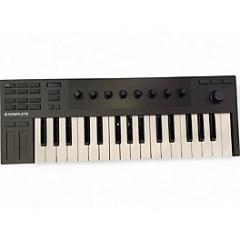 Used Native Instruments KOMPLETE KONTROL M32 MIDI Controller