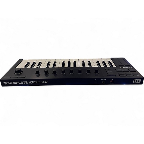 Used Native Instruments KOMPLETE KONTROL M32 MIDI Controller