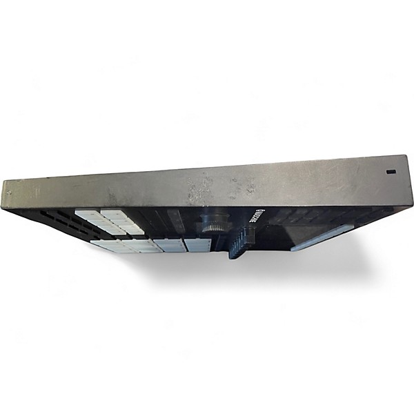 Used Native Instruments Maschine MK3 MIDI Controller