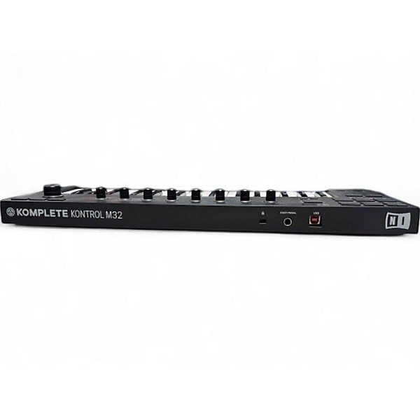 Used Native Instruments KOMPLETE KONTROL M32 MIDI Controller