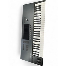 Used Native Instruments KONTROL S49 MKIII MIDI Controller