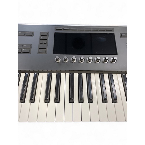 Used Native Instruments KONTROL S49 MKIII MIDI Controller