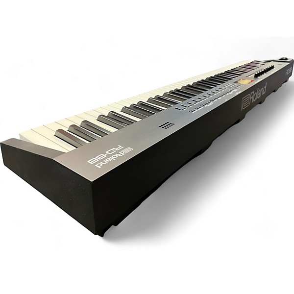 Used Roland RD88 Synthesizer