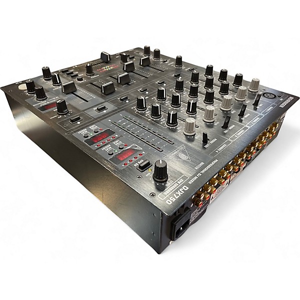 Used Behringer DJX750 Pro Mixer DJ Mixer