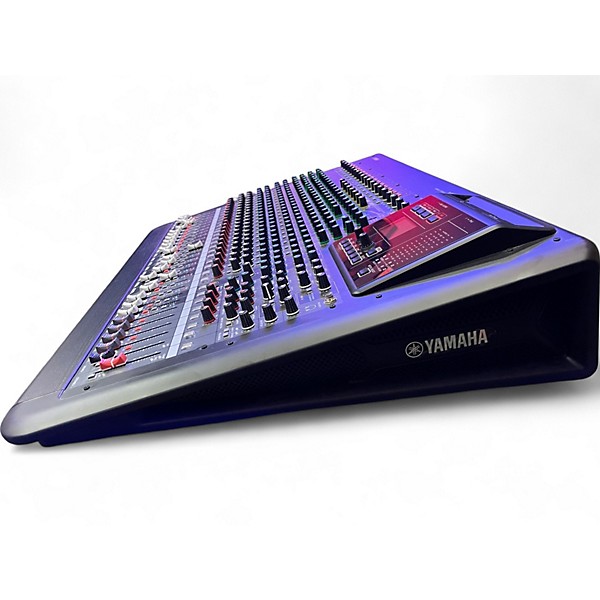 YAMAHA MGP24X Series 24-Channel Premium Mixing Console
