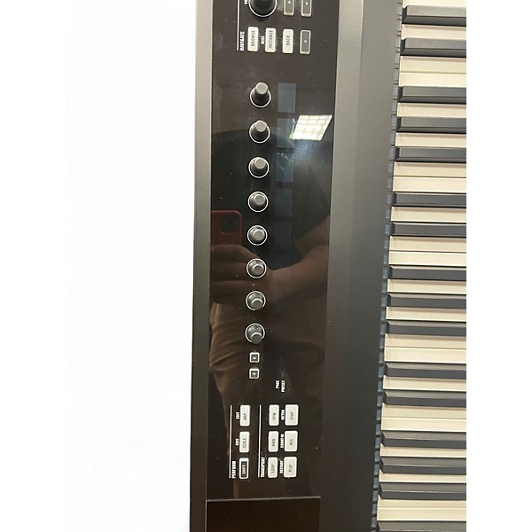 Used Native Instruments Komplete Kontrol S88 MK2 MIDI Controller