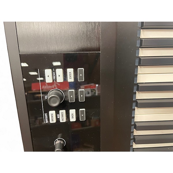 Used Native Instruments Komplete Kontrol S88 MK2 MIDI Controller