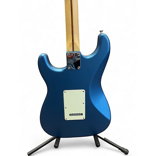 Used Fender AMERICAN PERFORMER STRAT Lake Placid Blue Solid Body Electric Guitar