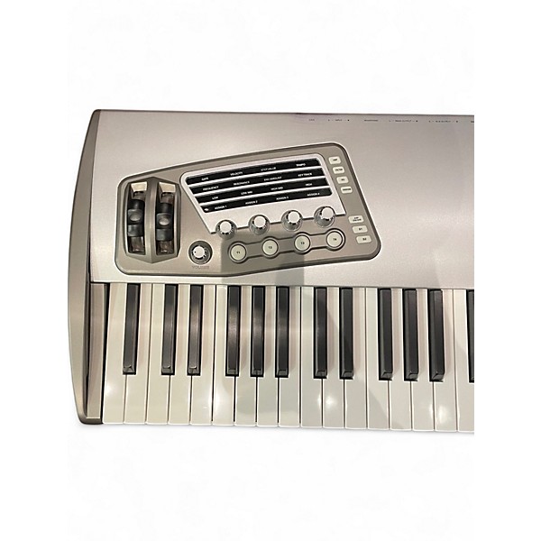 Used Alesis Fusion 8HD 88 Key Keyboard Workstation