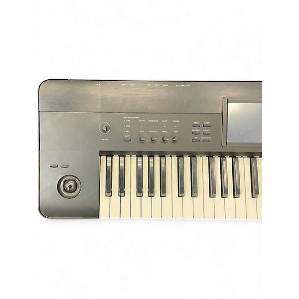 Used KORG Krome 61 Key Keyboard Workstation | Guitar Center