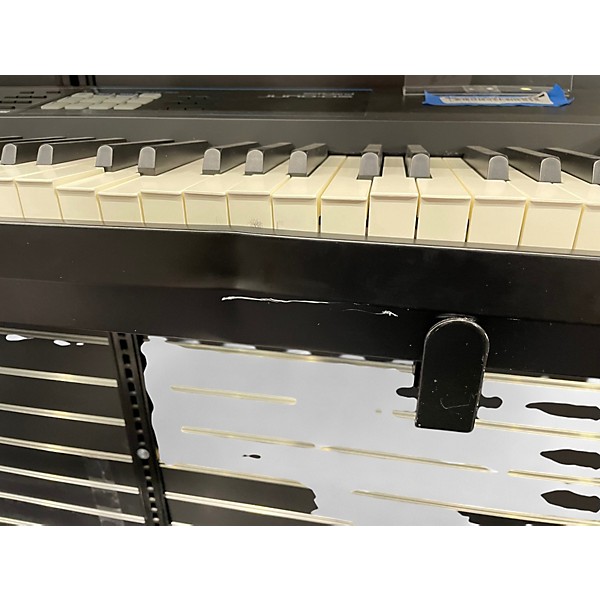 Used Roland JUNO-DS88 Synthesizer