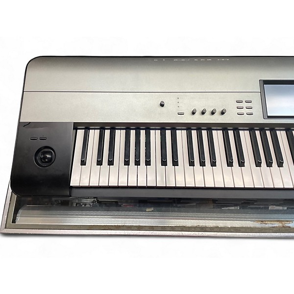 Used KORG Krome EX 88 Key Keyboard Workstation