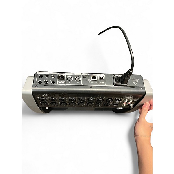 Used Behringer X18 Line Mixer