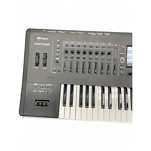 Used Roland Fantom 6 Keyboard Workstation