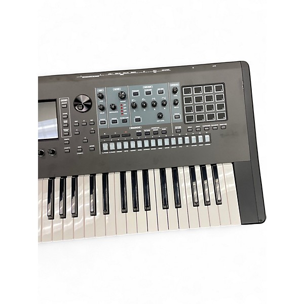 Used Roland Fantom 6 Keyboard Workstation