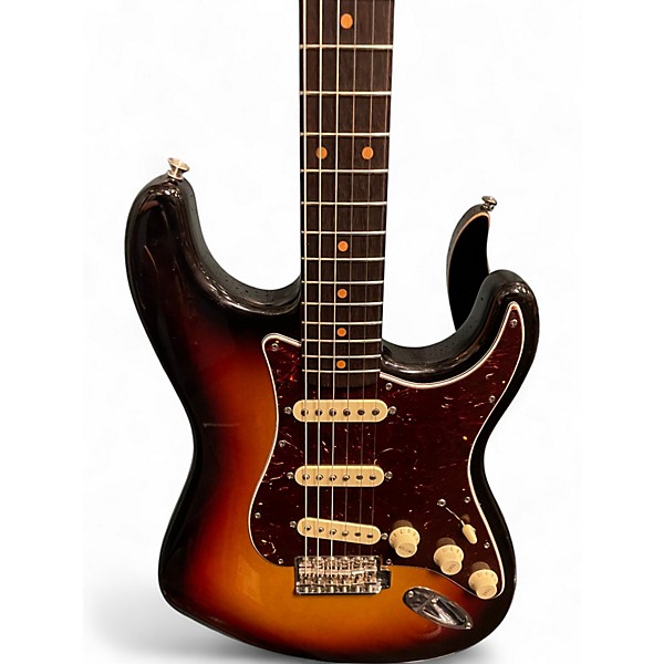 Used Fender AMERICAN VINTAGE II 1961' REISSUE 3 Tone Sunburst Solid Body Electric Guitar