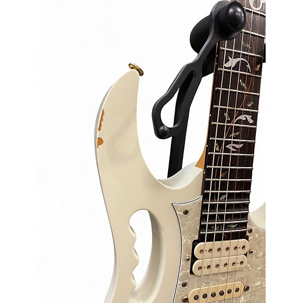 Used 2005 Ibanez JEM7V Steve Vai Signature White Solid Body Electric Guitar