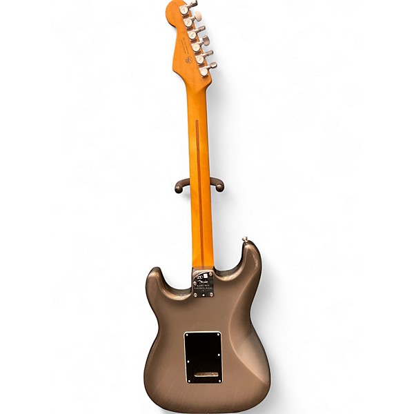 Used Fender American Professional II Stratocaster Silver Sparkle Solid Body Electric Guitar