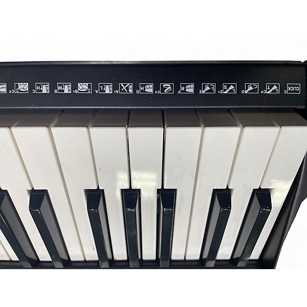 Used Alesis HARMONY61