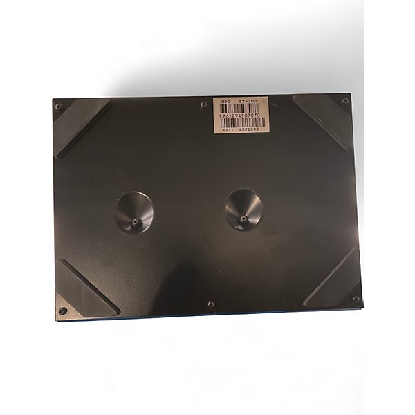 Used BOSS SY300 Guitar Synthesizer Effect Pedal