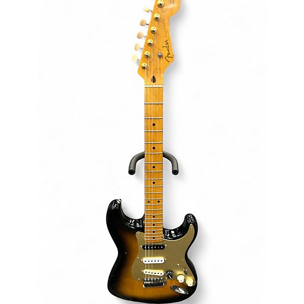 Used Fender Traditional 60s 2 Tone Sunburst Solid Body Electric Guitar