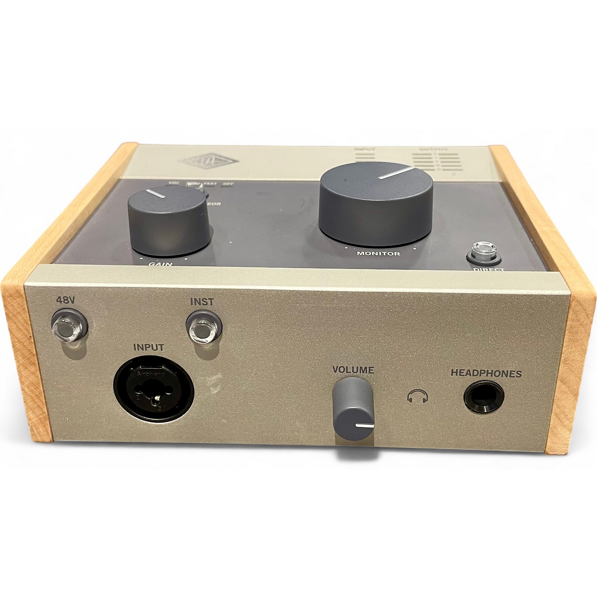 UNIVERSAL AUDIO　VOLT 176 Universal Audio Volt 176 USB-C Audio Interface — Vision Guitar