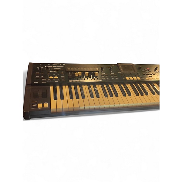 Used Hammond SK Pro 61 Keyboard Workstation