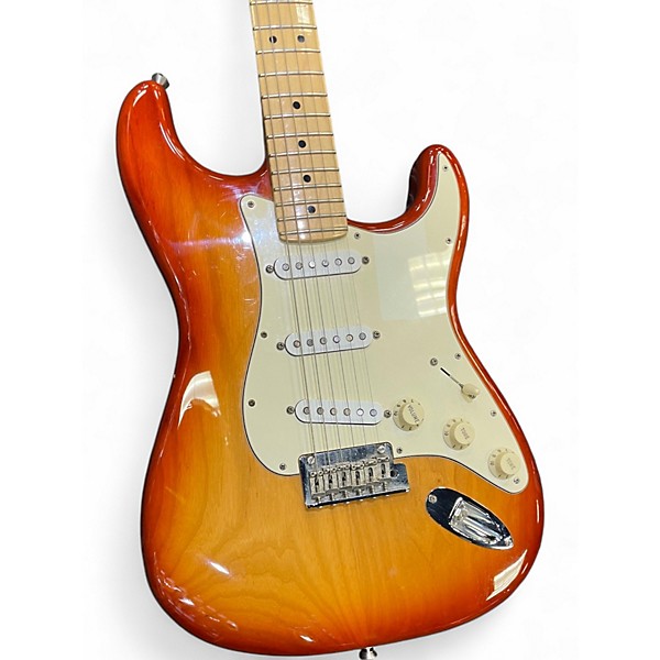 Used Fender American Professional Stratocaster SSS Sienna Sunburst Solid Body Electric Guitar