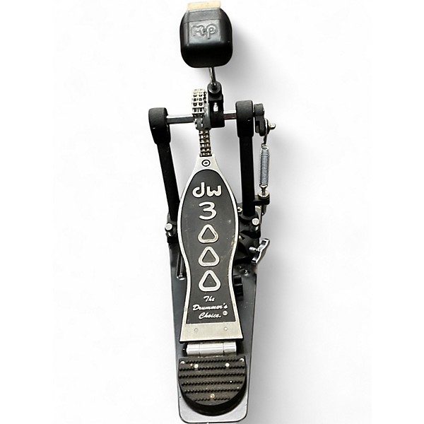 Used DW 3000 Series Single Single Bass Drum Pedal