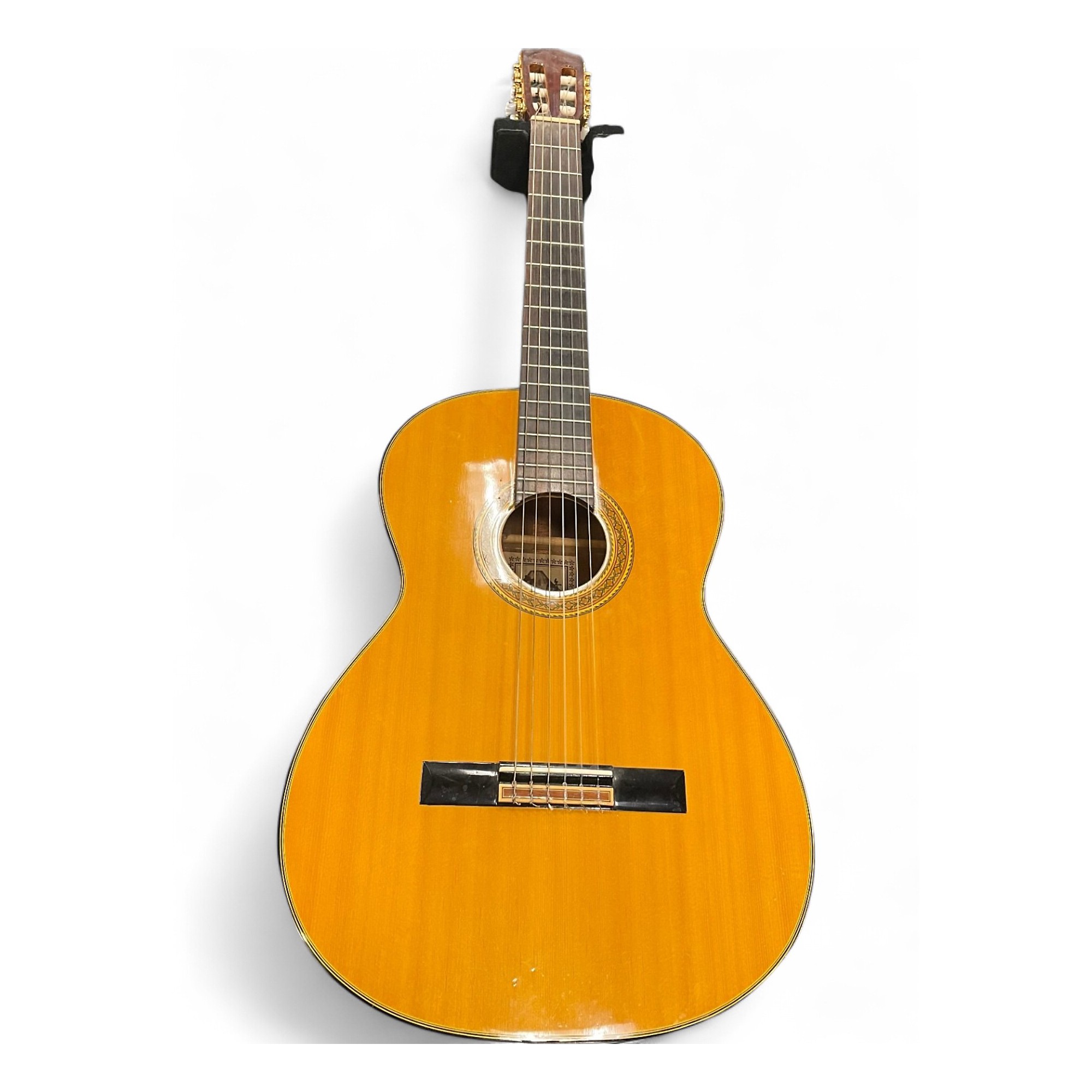 Classical Acoustic Guitar Montano by Takamine No.380 Natural