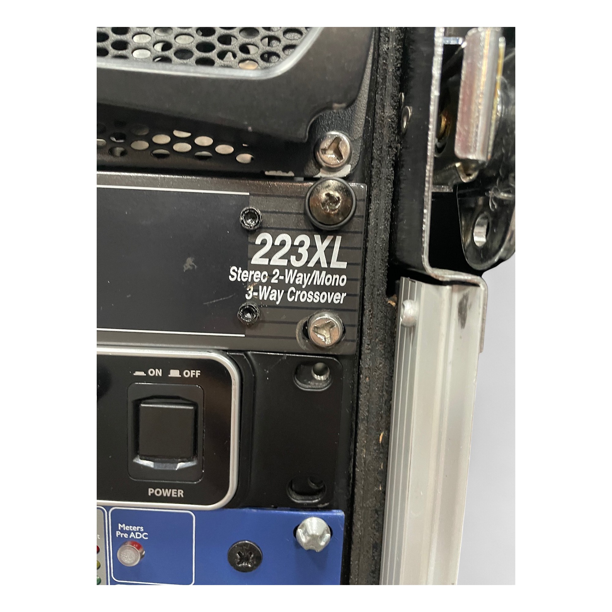 dbx 223XL ステレオ 2-Way/Mono 3-Way クロスオーバー DBX 223XL Stereo 2-Way/Mono 3-Way Crossover Rack Mountable