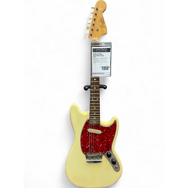 Vintage 1966 Fender Musicmaster II Olympic White Solid Body Electric Guitar