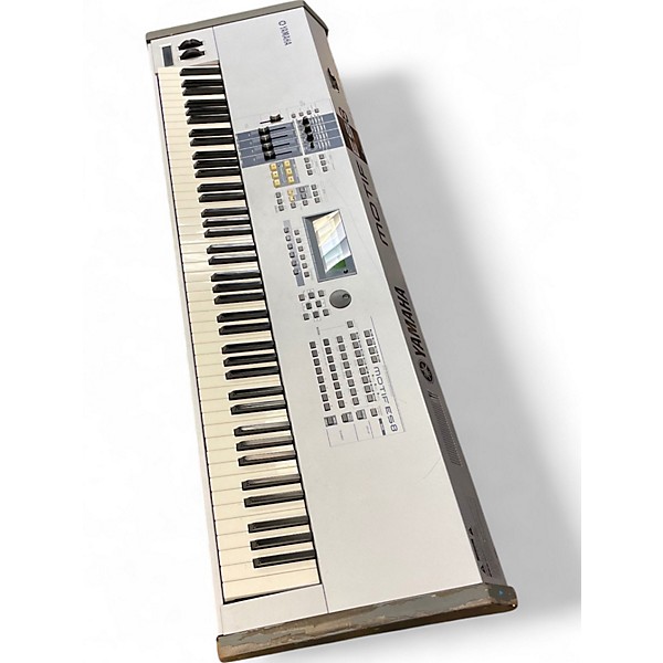 Used Yamaha Motif ES8 88 Key Keyboard Workstation | Guitar