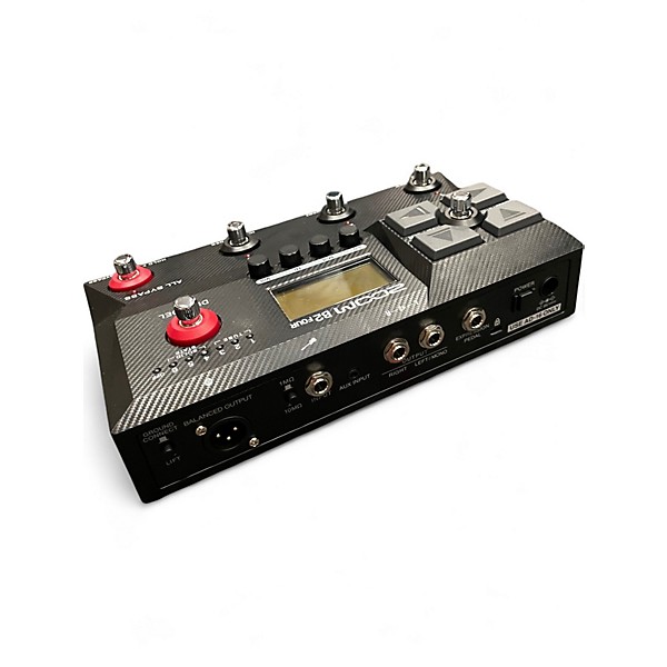 Used Zoom B2 FOUR Effect Processor