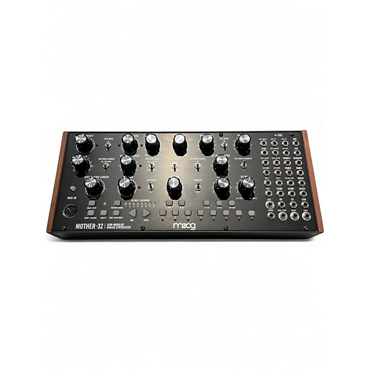Used Moog Mother-32 Synthesizer | Guitar Center