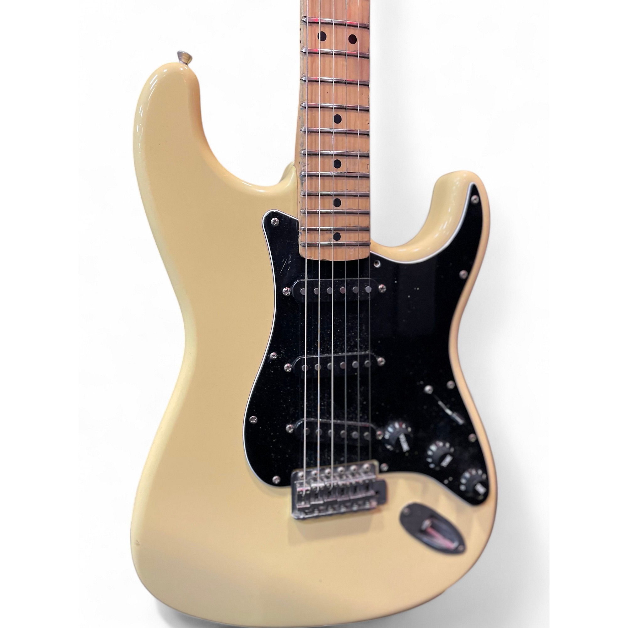 Vintage 1990s Fender ST72 Stratocaster Vintage White Solid Body