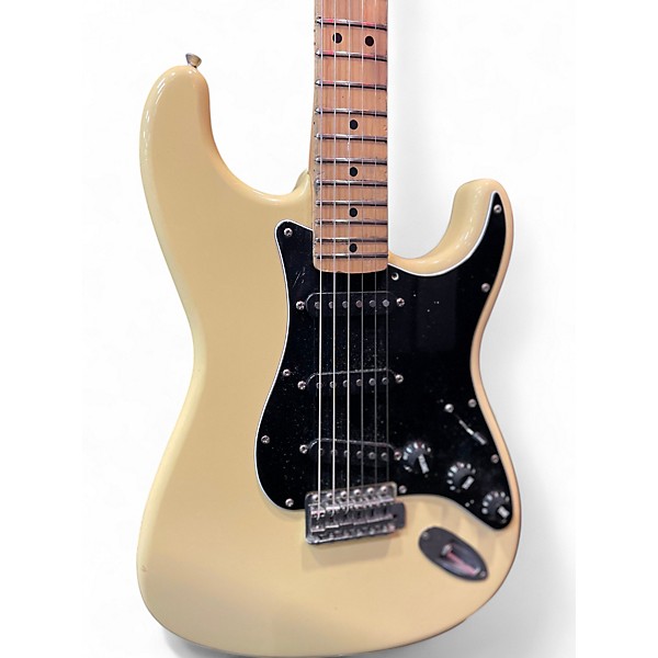 Vintage 1990s Fender ST72 Stratocaster Vintage White Solid Body Electric Guitar