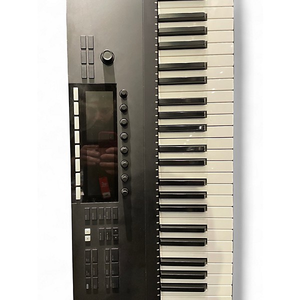 Used Native Instruments Komplete Kontrol S88 MK2 MIDI