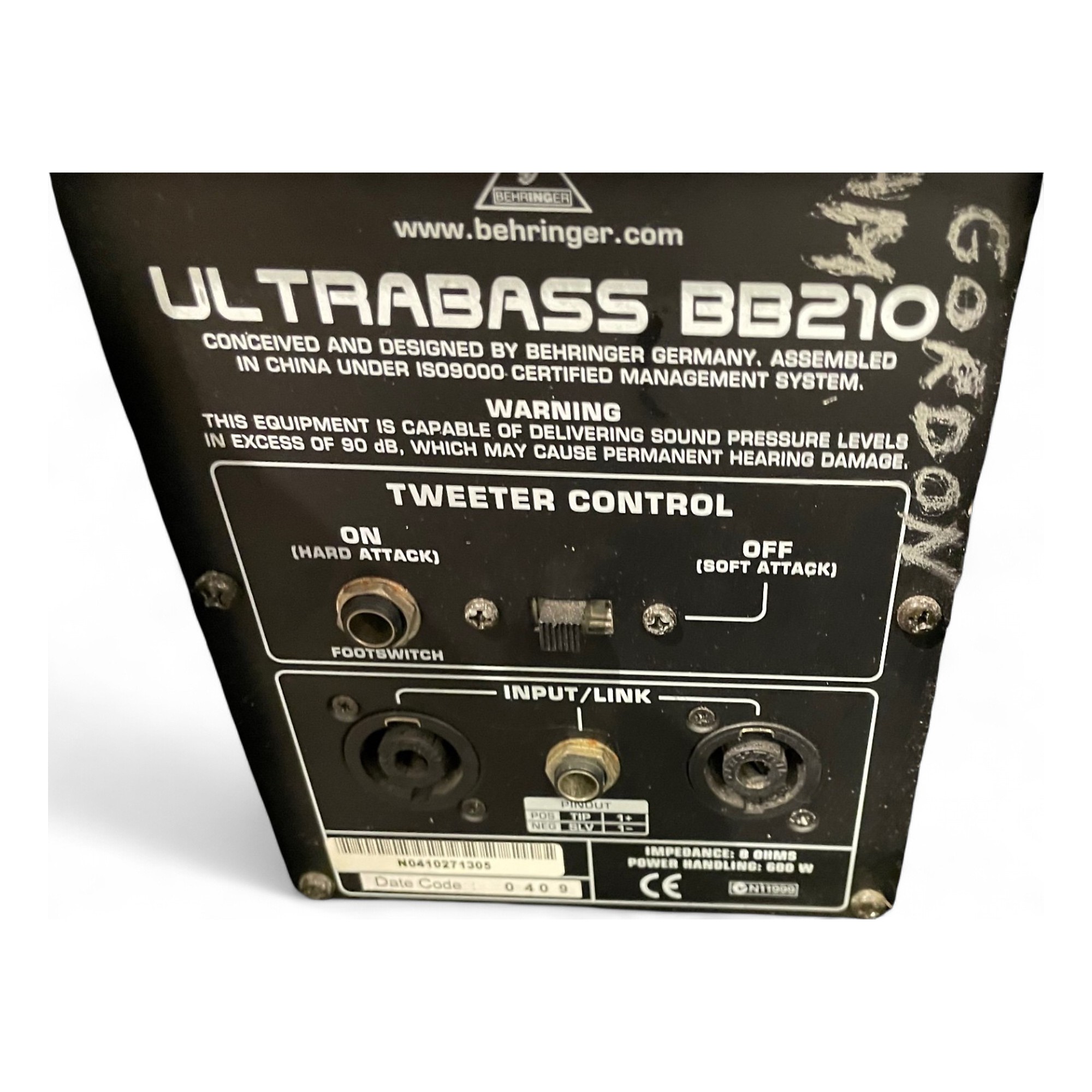BEHRINGER(ベリンガー)ULTRABASS BB210 BEHRINGER ULTRABASS BB210 - Geek IN Box