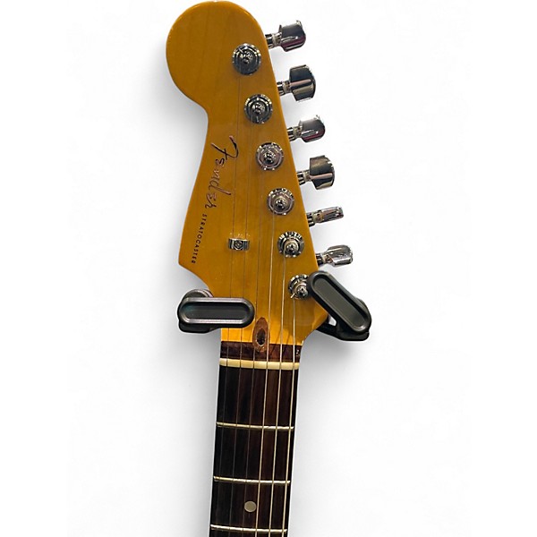Used 2022 Fender AMERICAN ULTRA STRATOCASTER LEFT HANDED Alpine White Electric Guitar