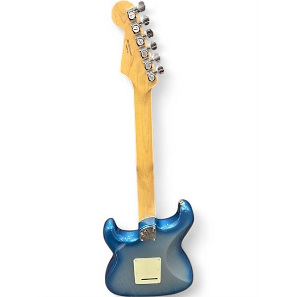 Fender American Elite Stratocaster Sky Blue Metallic 2016