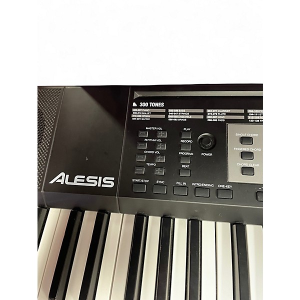 Used Alesis MELODY 61 Digital Piano
