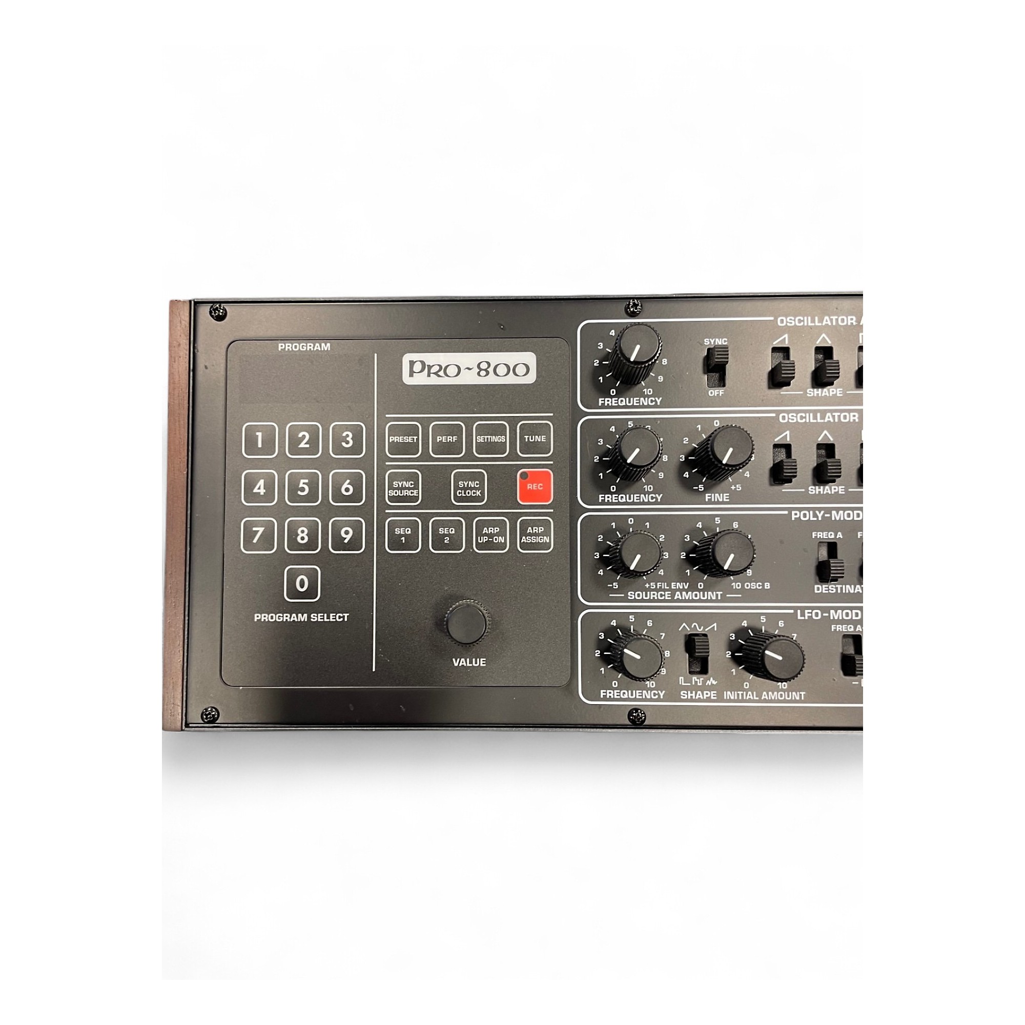 Used Behringer Pro-800 Synthesizer | Guitar Center