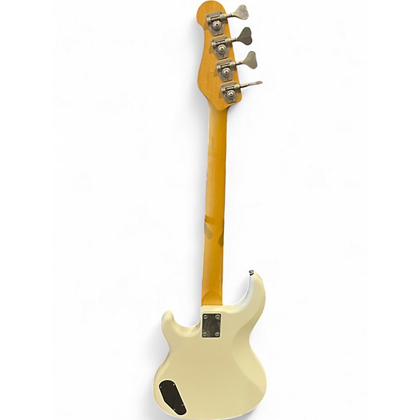 Used Yamaha BB200 White Electric Bass Guitar