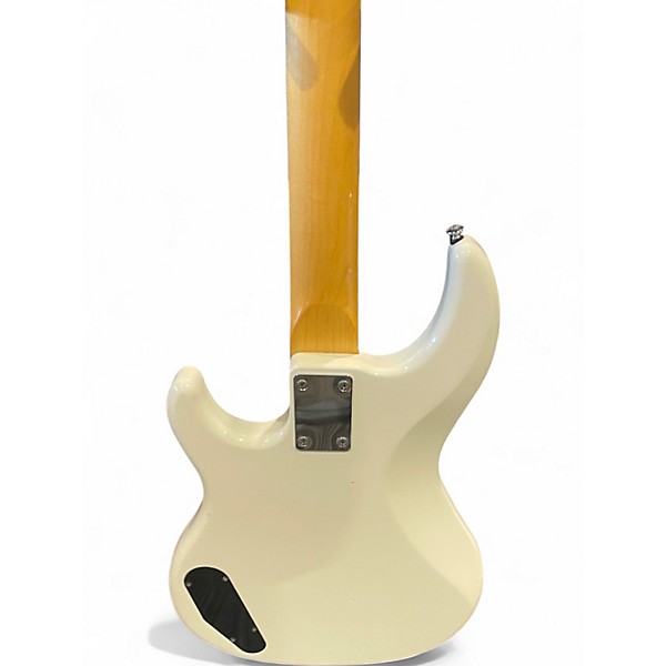 Used Yamaha BB200 White Electric Bass Guitar