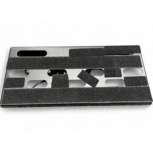 Used Voodoo Lab Dingbat Tiny Pedal Board